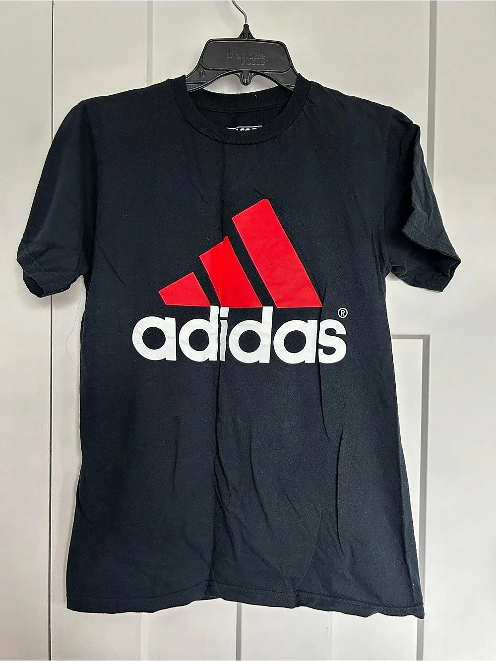 adidas The Go-To Tee Graphic Logo Tee Black & Red Small